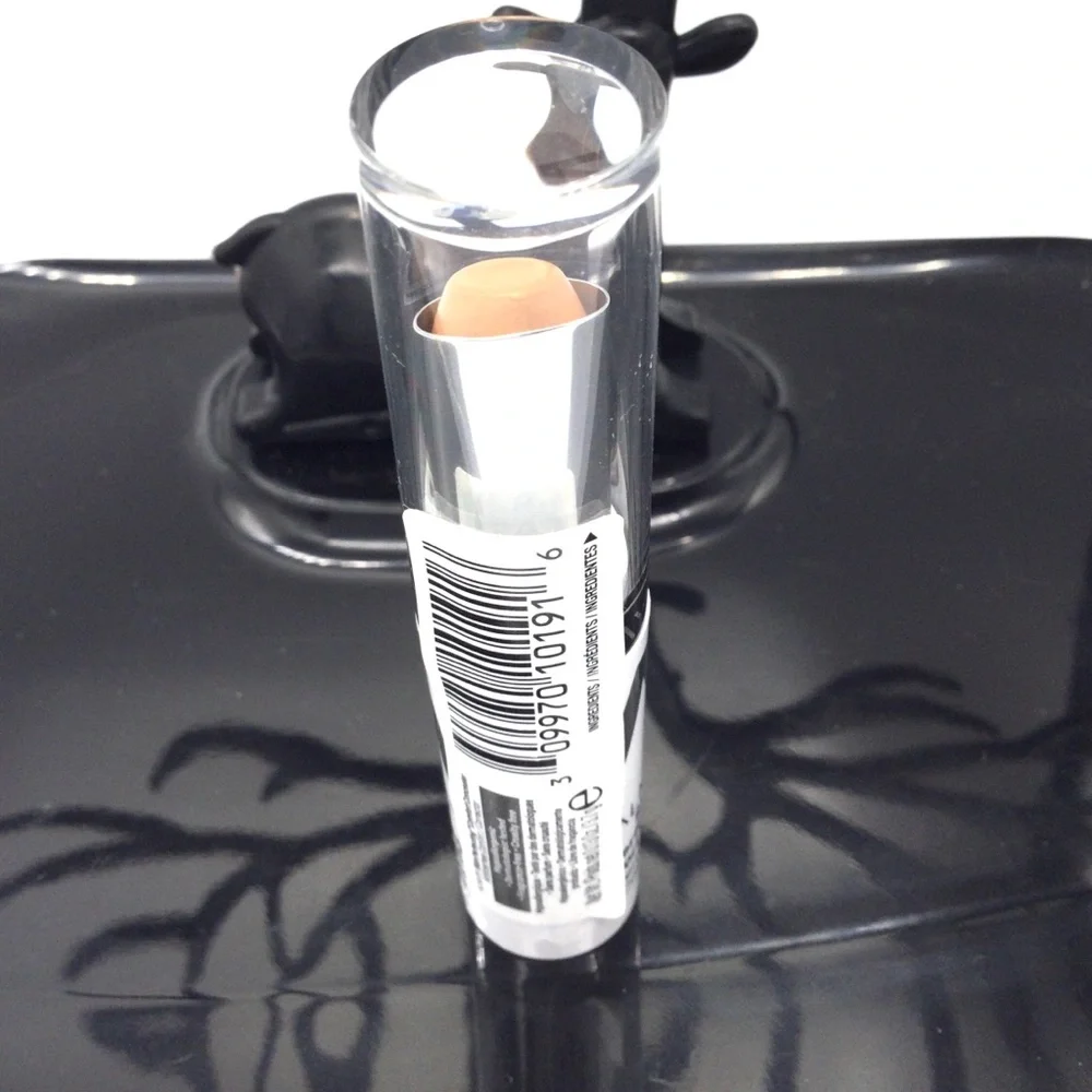 Almay Smart Shade Skin Tone Matching Makeup - Cream. New